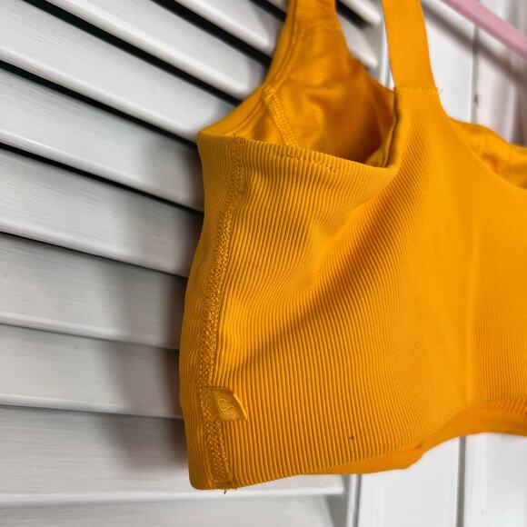 Lululemon Train Bra Medium Support C/D Cups Ribbed Yellow Size 12 - Picture 3 of 5